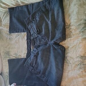 Joe's Jeans socialite fit, 28....ankle Length 26.5 inseam